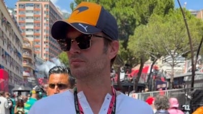 Kıvanç Tatlıtuğ ve eşi Başak Dizer Monaco'da aşk tazeledi