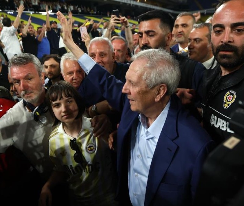 Aziz Yıldırım döneminin başlamasıyla Fenerbahçe'yi neler bek