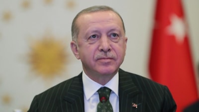 Cumhurbaşkanı Erdoğan Belediye Başkanı seçilen Mustafa Özer'i tebrik etti