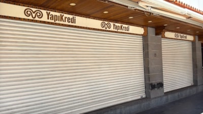 Diyarbakır'da Yapı Kredi Şubesi'ne silahlı saldırı düzenlendi