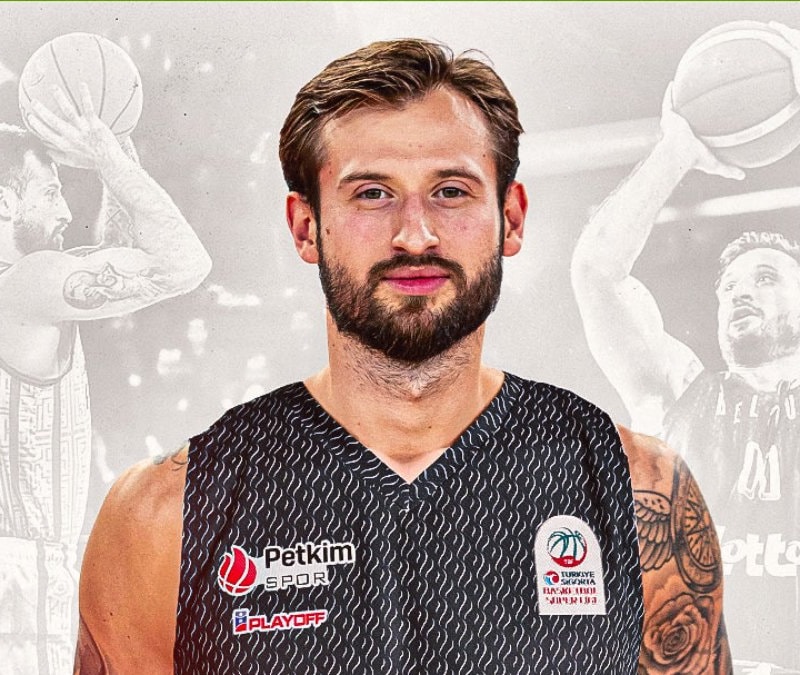 Aliağa Petkimspor, Thomas Akyazılı'yı transfer ett