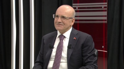 Mehmet Şimşek Türkiye'nin rezervlerini açıkladı