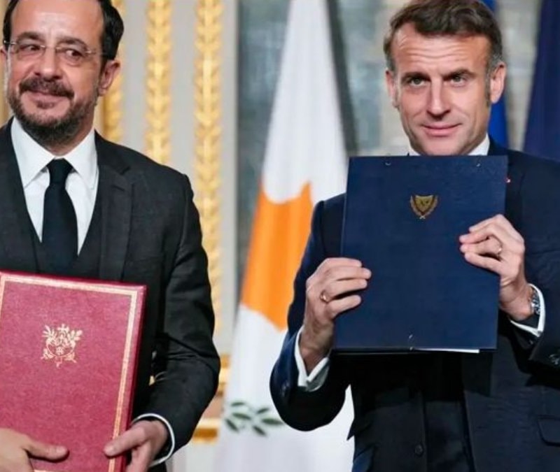 Anlaşma imzalandı: Fransız askerleri Güney Kıbrıs'a gidiyor