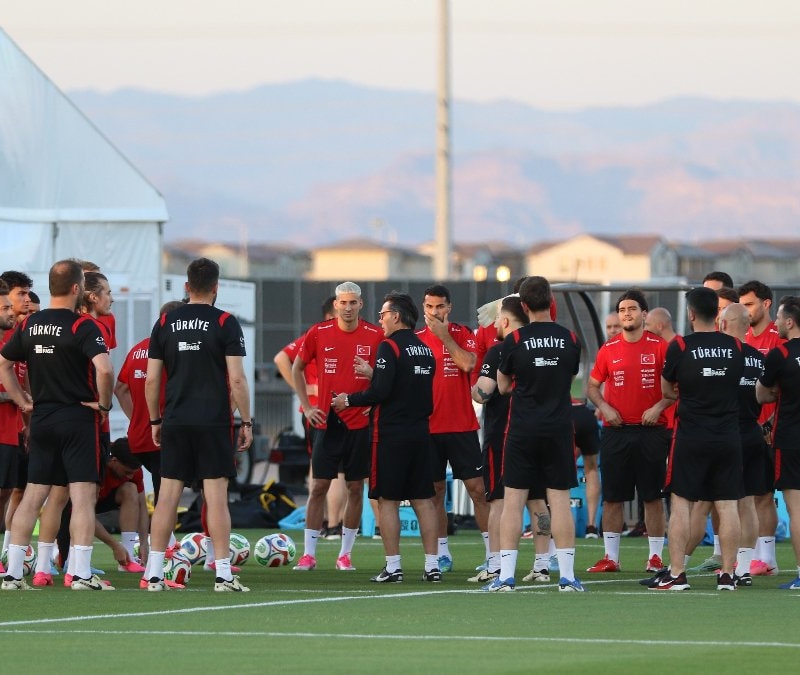 A Milli Futbol Takımı, Arizona'daki ilk idmanını t