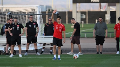 A Milli Futbol Takımı'nı sıcak hava zorluyor