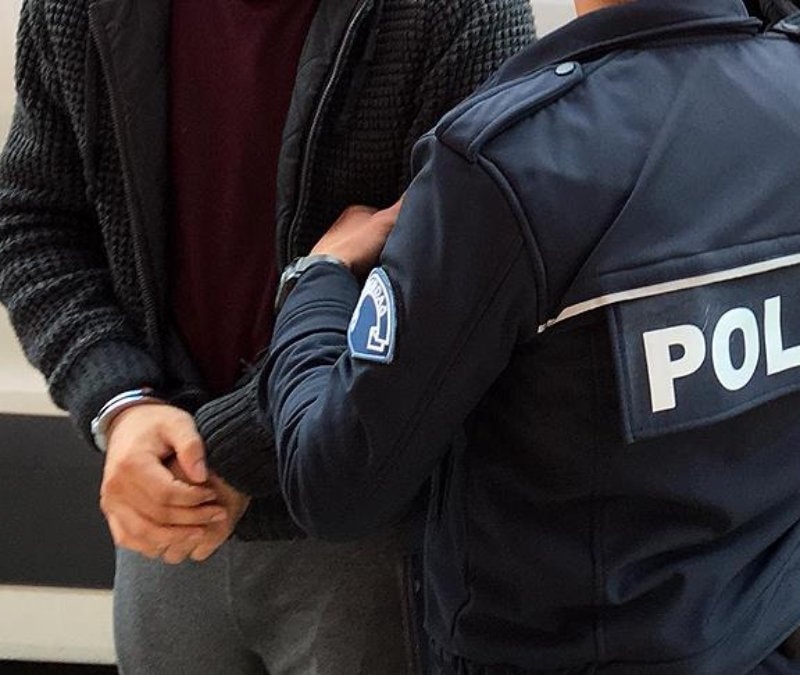 Sosyal medya üzerinden uyuşturucu ağına darbe: 43 gözaltı