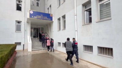 Adana merkezli 'yasa dışı bahis' operasyonu: 47 gözaltı