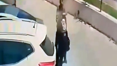 Adana'da platonik aşk beslediği kadını sokak ortasında bıçakladı