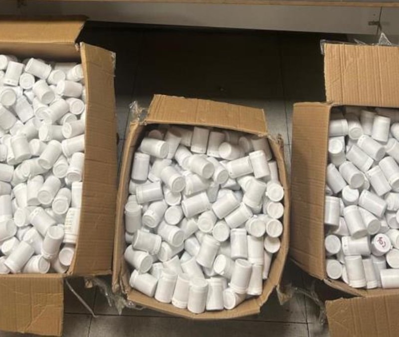Zeytinburnu’nda uyuşturucu operasyonu: 60 bin sentetik hap e