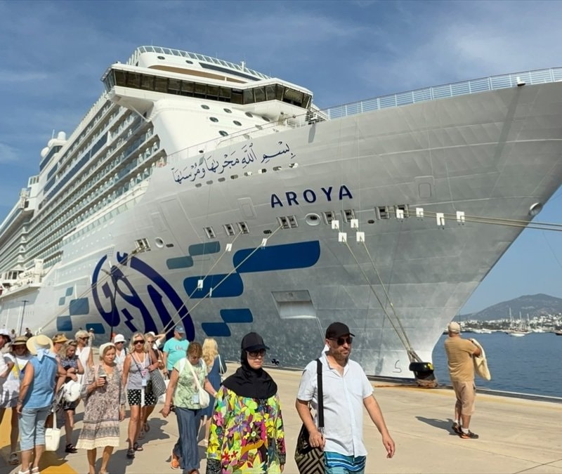 Bodrum'a kruvaziyerle 2 bin 59 Rus turist geldi