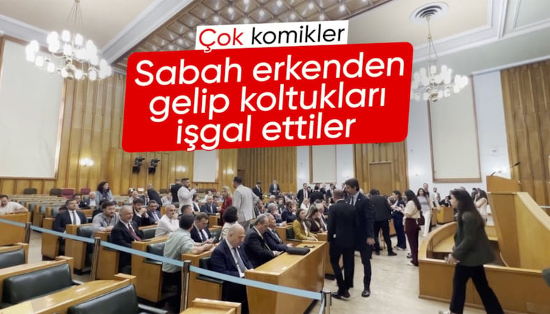 CHP grup toplantısı öncesi Özgür Özel destekçileri geceyi Meclis'te geçirdi