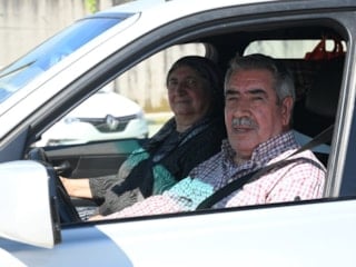 Gurbetçiler yurda giriş yapmaya başladı: Bayrağı görmek bir başka