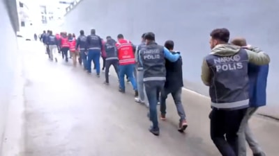 69 ilde narkotik operasyonu: 1 ton 916 kg uyuşturucu madde ele geçirildi