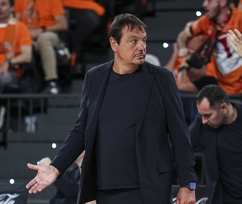 Ergin Ataman'dan Olympiakos taraftarına tepki!