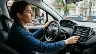 Bilim açıkladı: Park ederken neden müziğin sesini kısarız?