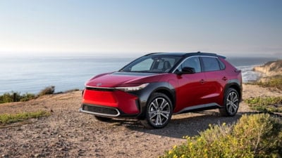 Toyota'dan büyük adım: Elektrikli otomobillere manuel vites geliyor