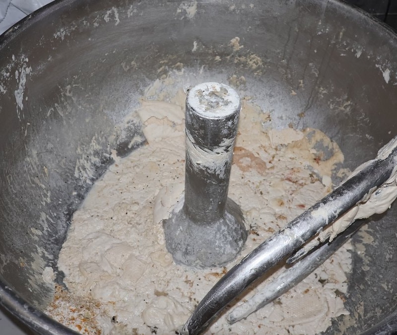 Şanlıurfa'daki unlu mamuller denetiminde mide bulandıran gör