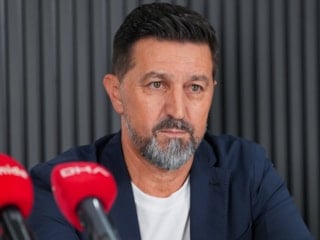 Amed Sportif Faaliyetler'in yeni teknik direktörü Besnik Hasi oldu