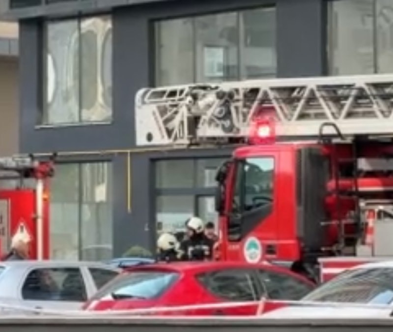 Kayseri'de 20 katlı binada yangın paniği