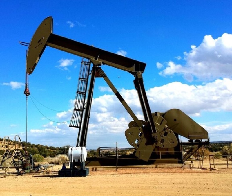ABD'nin ticari ham petrol stokları azaldı