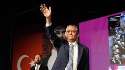 Özgür Özel'in ekibinin tamamı CHP PM'den istifa etti