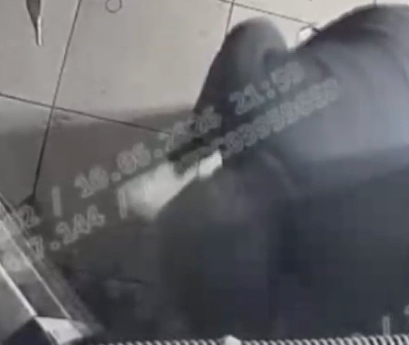 İstanbul'da ATM kasasını açıp para çalan şüpheli tutuklandı