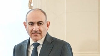 Paşinyan: Türkiye ile demir yolunun hızla açılmasını umuyorum