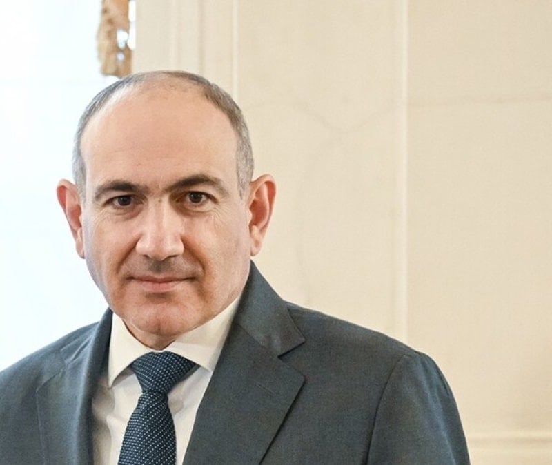 Paşinyan: Türkiye ile demir yolunun hızla açılmasını umuyoru