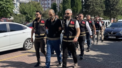Antalya'da 12 yıllık cinayet çözüldü: Şüpheliler adliyede