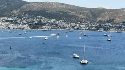 Tatil sezonunun başlaması ile Bodrum koylarında yat yoğunluğu oluştu