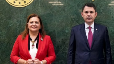 Burcu Köksal, Murat Kurum'u ziyaret etti