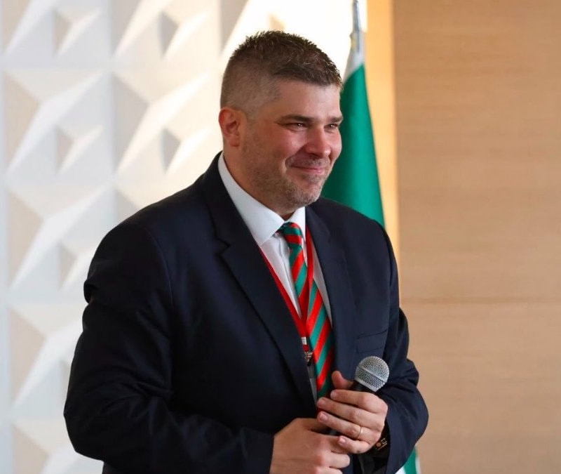 Karşıyaka'da başkanlığa Yiğit Tusder seçildi