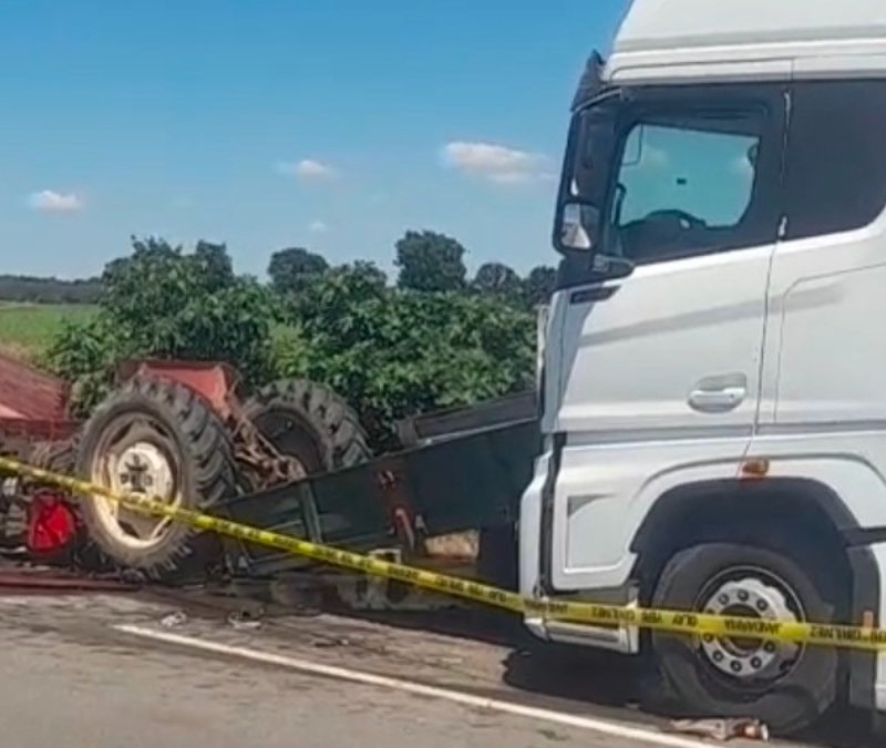 Kırklareli'nde tırın çarptığı traktörün sürücüsü ö