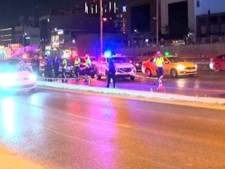 İstanbul Bakırköy'de direğe çarpan motosikletteki 2 kişi öldü