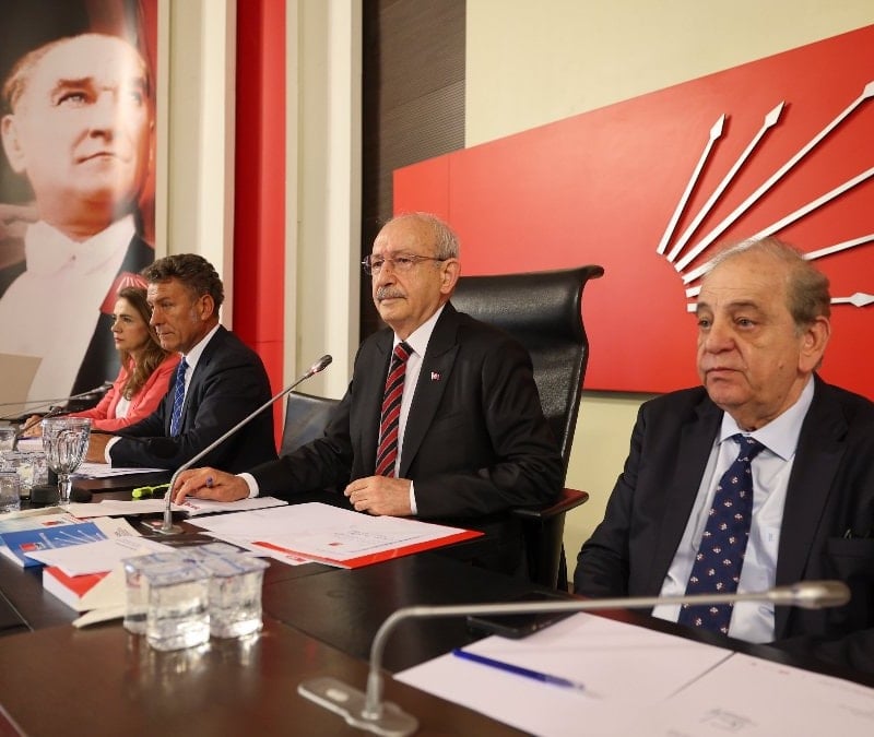 Kulislerde konuşulan iddia: Kılıçdaroğlu yönetimi tutuklu 7 