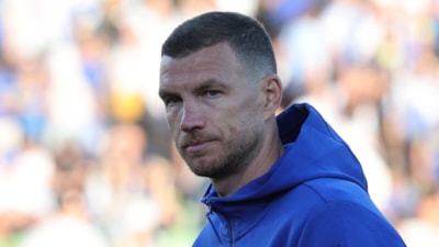 Edin Dzeko, Bosna Hersek'teki çocuklara mektup yazdı