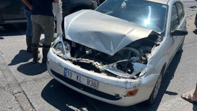 Balıkesir'de 6 araç zincirleme kaza yaptı; 2 yaralı