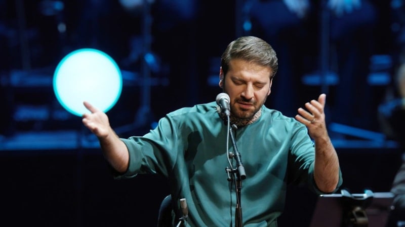 Sami Yusuf’un Kulis Talepleri ve Sürpriz Repertuvarıyla Yaklaşan Hazır Olun