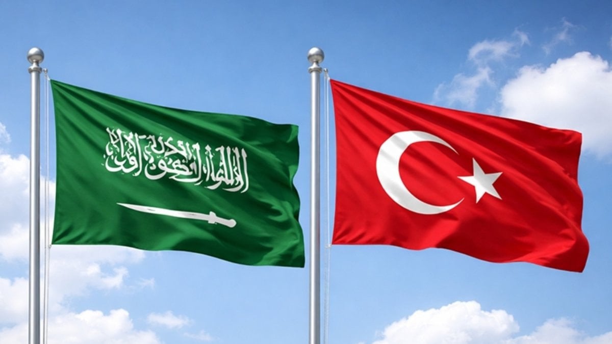 Türkiye ile Suudi Arabistan arasında vize muafiyeti başladı