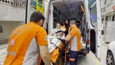 Diz kapağındaki problem nedeniyle LGS'ye ambulansla götürüldü