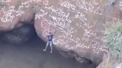 Yemen'de 'Örümcek Adam' lakaplı tırmanışçı, volkan kraterinden düşüp hayatını kaybetti