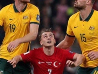 Kerem Aktürkoğlu ve Avustralya defans hattının boy uzunluğu gündem oldu