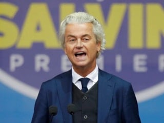 Hollandalı siyasetçi Geert Wilders, Allah'a küfretti