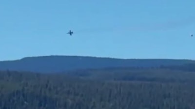 ABD'ye ait F/A-18 savaş uçağı eğitim uçuşunda düştü