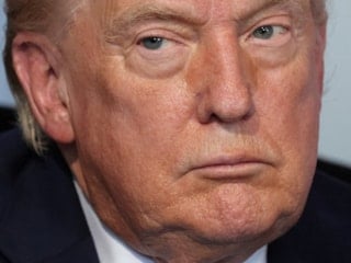 Trump, ABD'nin İran'a 300 milyon dolar ödediği iddiasını yalanladı