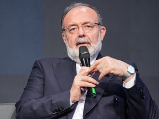 Mehmet Görmez: Sarıklı, cübbeli kardeşlerimiz dini zehirliyor