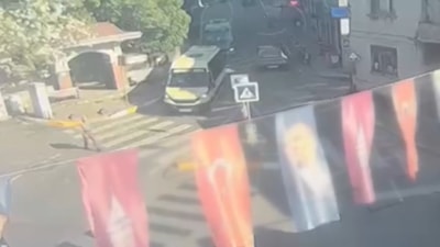 İstanbul'da minibüsün çarptığı yaya kurtarılamadı