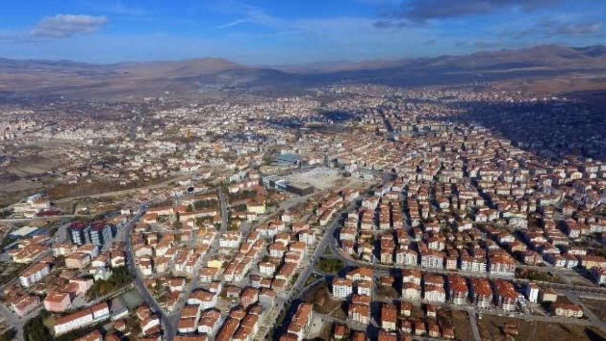 Kırşehir'de ilginç kampanya: Bu bebek isimlerine 4 altın hediye