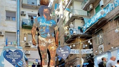 Napoli’de Maradona efsanesi hiç bitmiyor