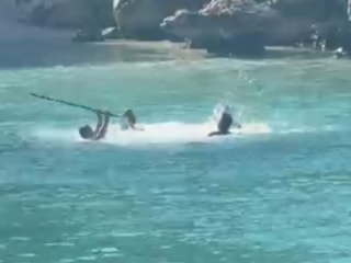 Akın Gürlek, denizdeki sopalı kavgada 3 şüphelinin tutuklandığını duyurdu